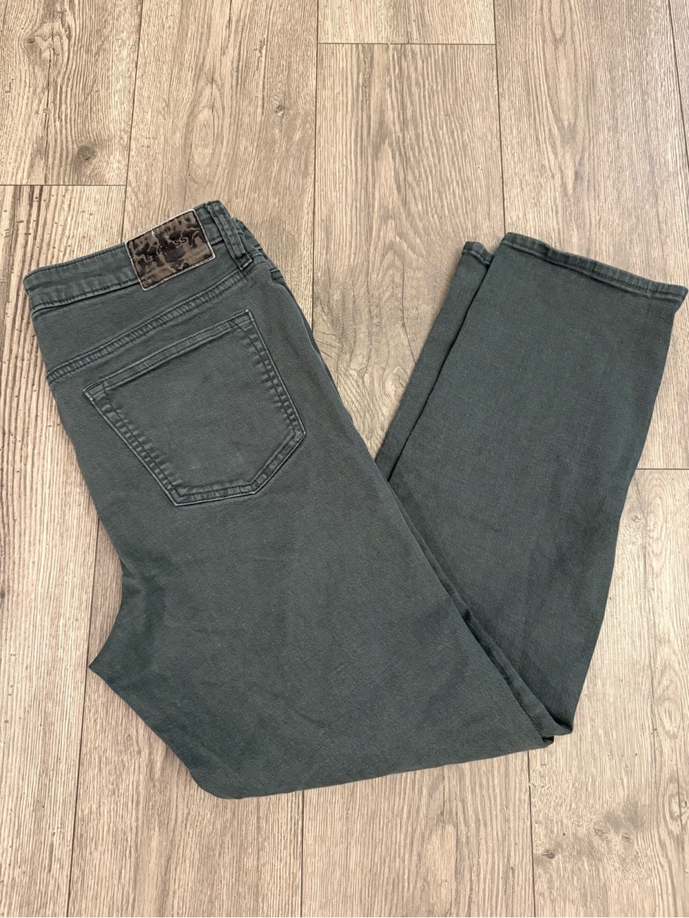 Express Olive Slim Straight Women’s 34x30 Denim Pant Jeans